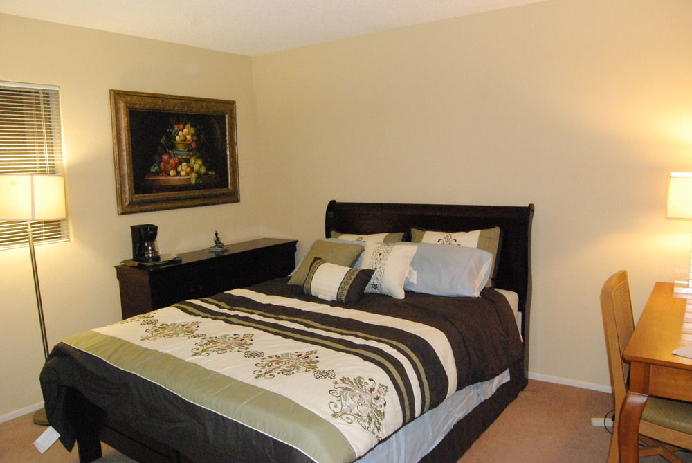 Bed And Breakfast In Hollywood Hills Los Angeles Eksteriør billede