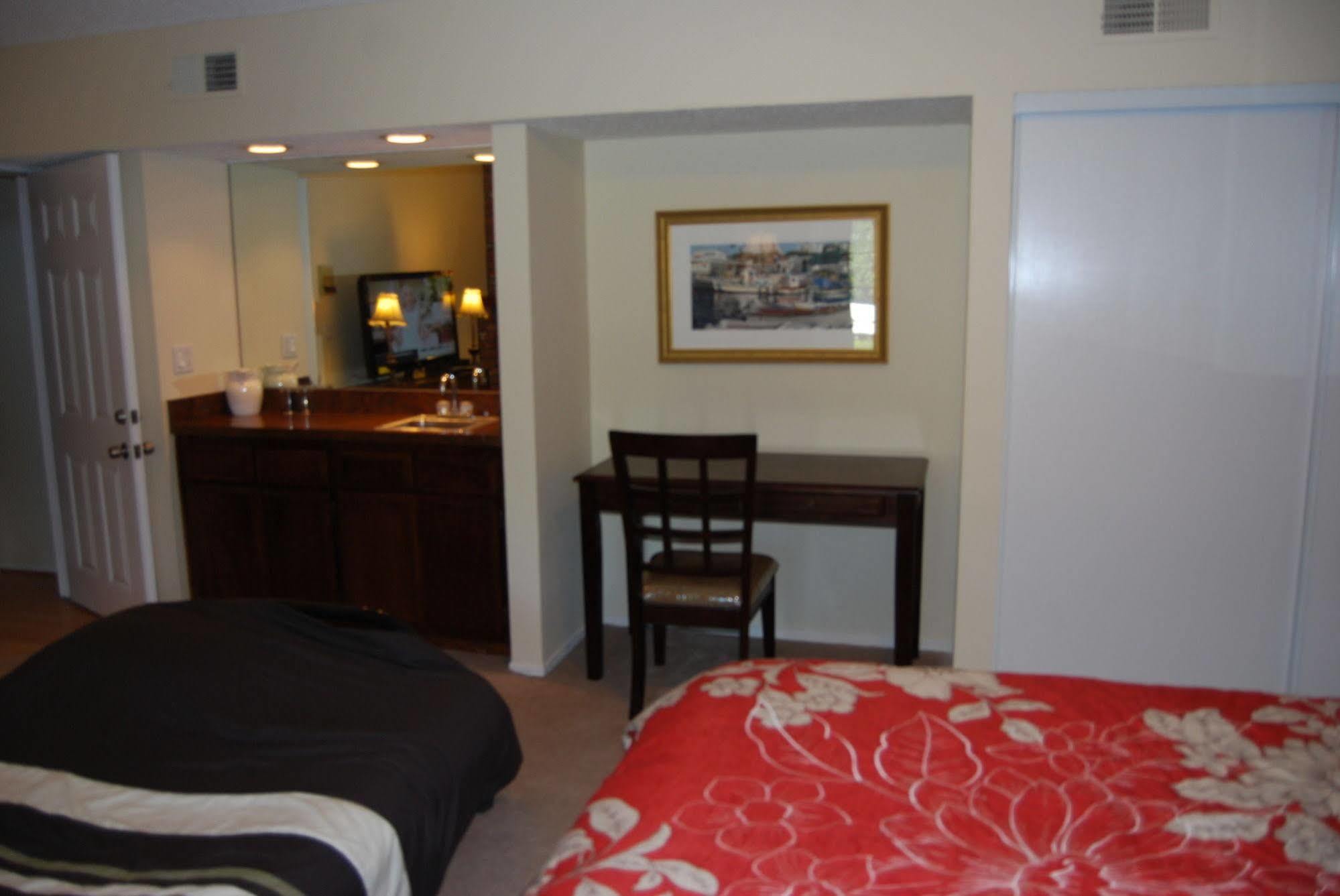 Bed And Breakfast In Hollywood Hills Los Angeles Eksteriør billede